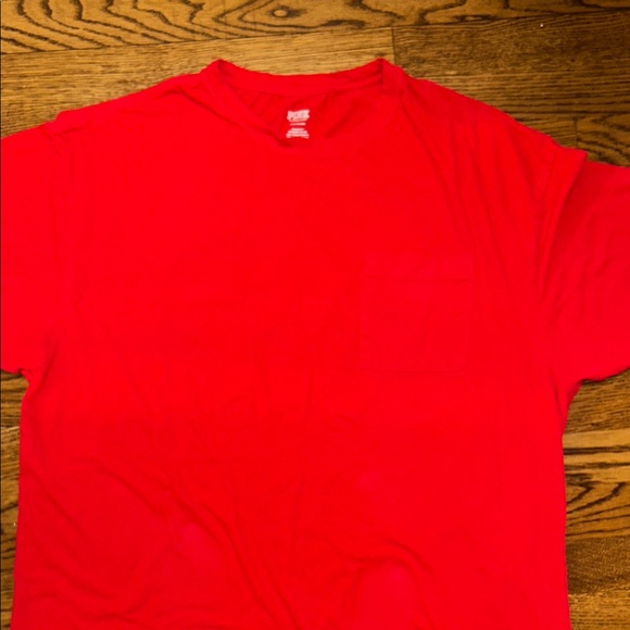 PINK Victoria's Secret Red Sleep Tee with Gold Logo - Picture 4 of 5